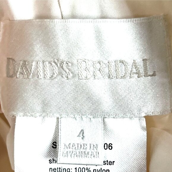 Davids Bridal WG1406 Ivory/Stone Flower Girl Dress Size 4 Embroidered - Picture 10 of 13